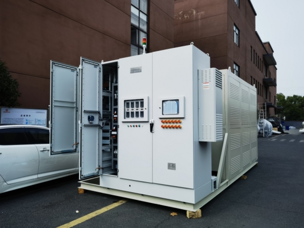 900KW電加熱導(dǎo)熱油爐，電熱導(dǎo)熱油爐出貨